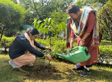Ek Ped Maa Ke Naam Campaign